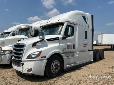 2023 Freightliner Cascadia 126 6x4 Ciągnik siodłowy T/A z kabiną sypialną