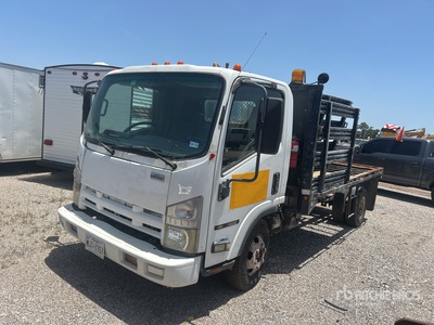 2009 Chevrolet W4500 4x2 Flatbed Truck (Inoperable)