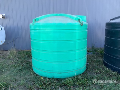 Enduraplas 1550 gal Poly Water Tank