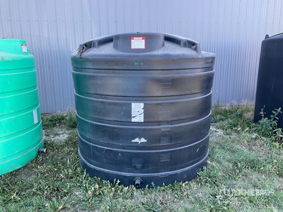Enduraplas 1550 gal Poly Water Tank