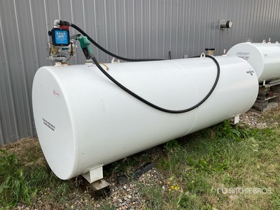 2016 Huge L Steel 1000 gal Diesel Fuel Tank