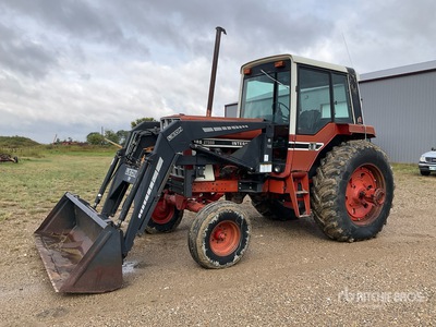 1977 International 186 Hydro 2WD Tractor Agrícola