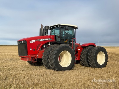 2014 Versatile 550 Articulated Tractor