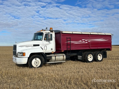 1991 Mack CH613 6x4 Grain Truck