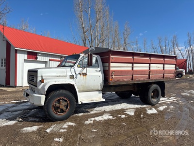 1975 Chevrolet C60 4x2 Graan vrachtwagen