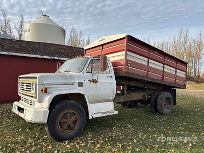 1976 Chevrolet C60 4x2 穀物用トラック