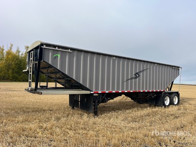 2018 Emerald 36 ft T/A Grain Trailer