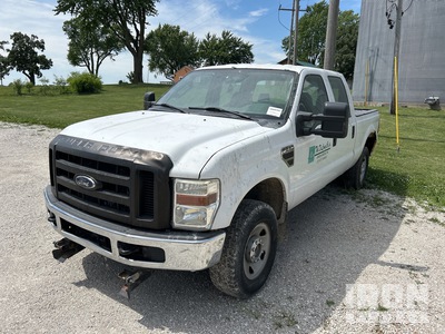 2009 Ford F-250 XL 4x4 Crew Cab Pickup