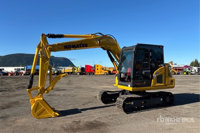 2010 Komatsu PC70-8 Tracked Excavator