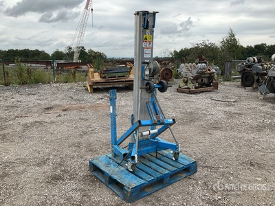 Genie SLA-10 Material Hoist