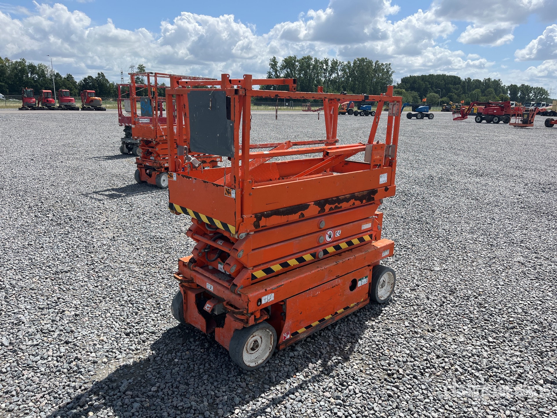 2018 Skyjack SJIII-3219 Electric Scissor Lift (Inoperable)