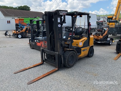 2019 Hyundai 30L-7A Pneumatic Tire Gabelstapler