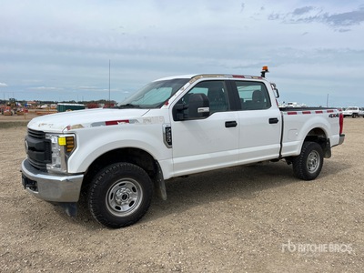 2018 Ford F-250 XL 4x4 Crew Cab Ute