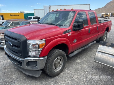 2013 Ford F-250 4x4 Crew Cab Pickup (Inoperable)