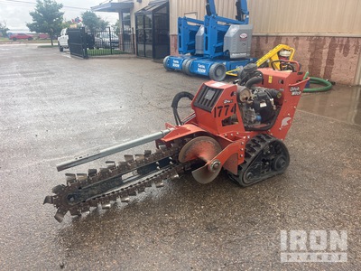 Ditch Witch C24X Tracked Zanjadora