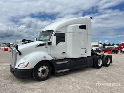 2021 Kenworth T680 6x4 Cabeza Tractora Cabina Dormitorio