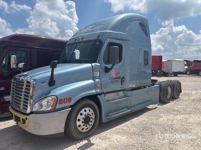 2014 Freightliner Cascadia 125 6x4 3- Achs Sattelzugmaschine mit Schlafkabine