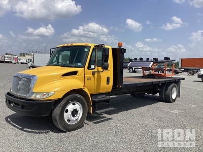 2004 International 4300SBA 4x2 Flatbed Truck