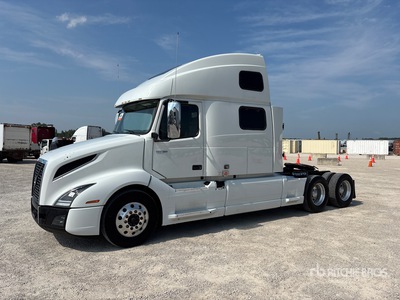2023 Volvo VNL860 6x4 T/A Slaapcabine Trekker