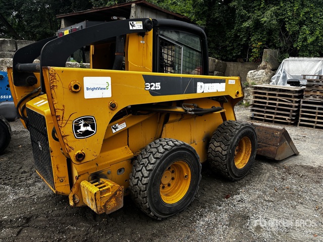 MINI CARGADOR SOBRE RUEDAS 2007 JOHN DEERE 325