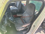 Cab with Seats/armrests