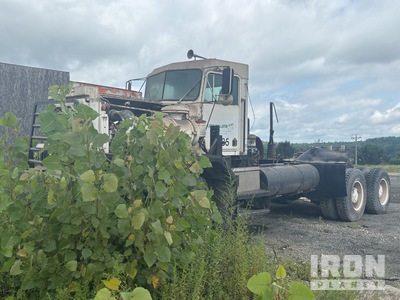 1980 Kenworth C500 6x4 Cabeza Tractora Cabina Corta (Inoperable)