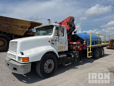 1999 Palfinger PK32080 C 14680 lb Knuckle Boom on 1999 International 2674 6x4 Boom Truck