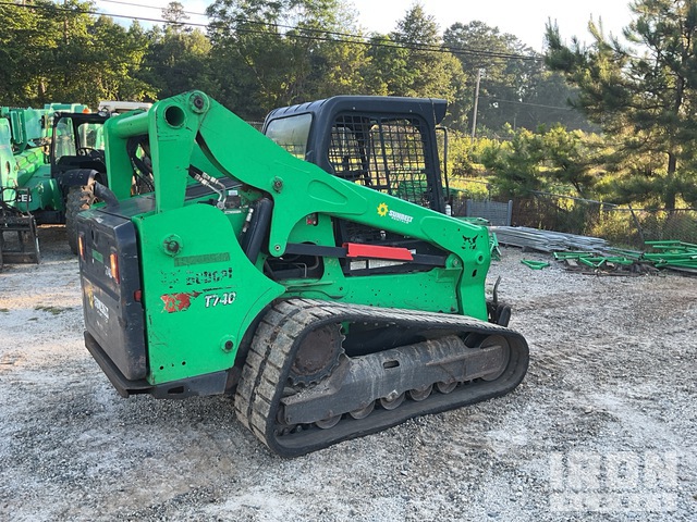 MINI CARGADOR SOBRE ORUGAS 2020 BOBCAT T740