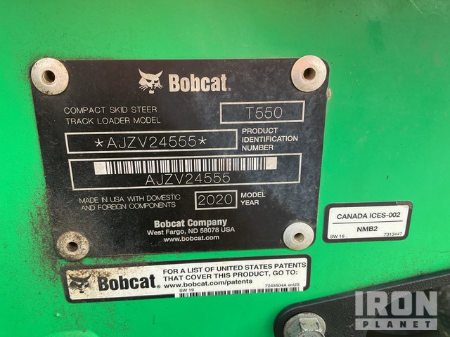 MINI CARGADOR SOBRE ORUGAS 2020 BOBCAT T550