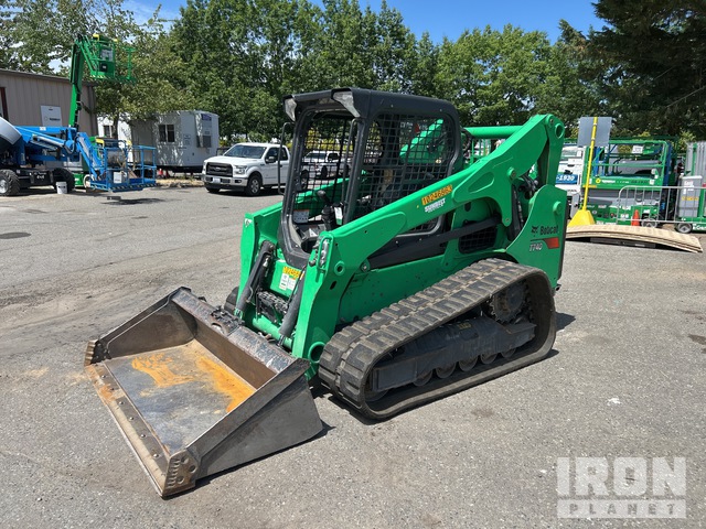 MINI CARGADOR SOBRE ORUGAS 2019 BOBCAT T740