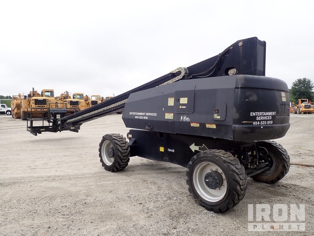 ELEVADOR TELESCóPICO 2015 JLG 4WD 800S