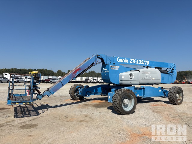 ELEVADOR ARTICULADO 2014 GENIE 4WD ZX13570