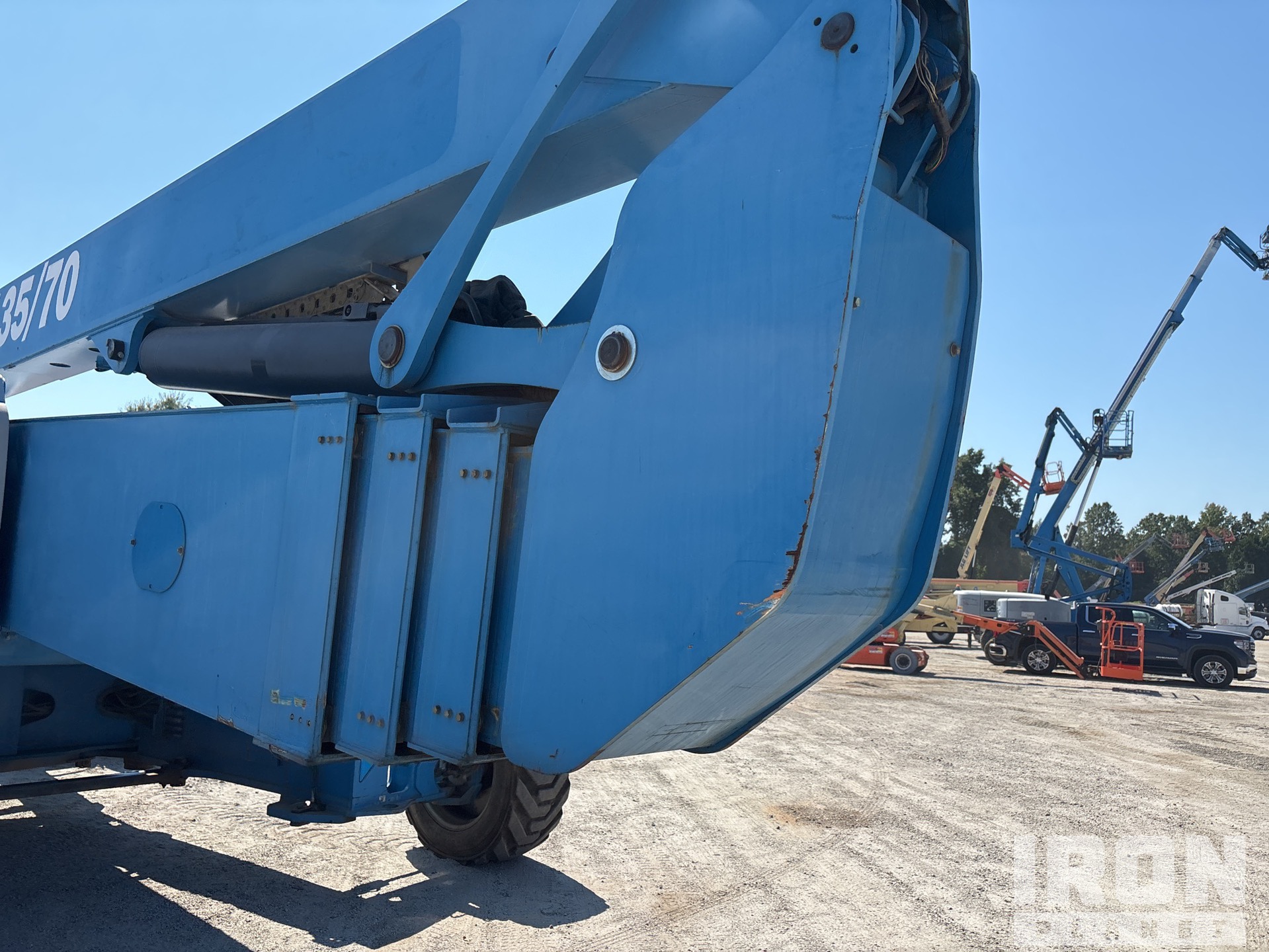 2014 Genie ZX-135/70 4WD Diesel Articulating Boom Lift in Newnan