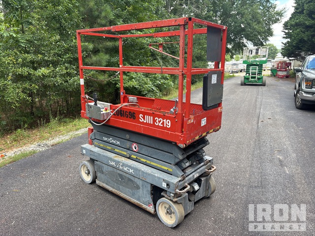 ELEVADOR TIJERA 2014 SKYJACK SJIII3219