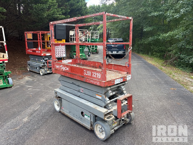 ELEVADOR TIJERA 2014 SKYJACK SJIII3219