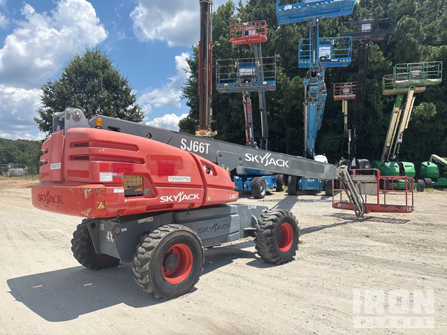ELEVADOR TELESCóPICO 2016 SKYJACK 4WD SJ66T