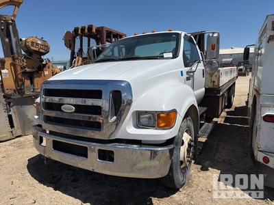 2007 Ford F-650 XL 4x2 Flatbed Truck (Inoperable)