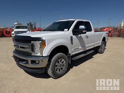 2017 Ford F-350 XLT 4x4 Extended Cab Ophalen