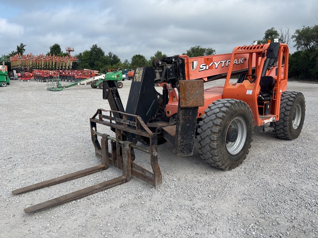2017 JLG/SkyTrak 10054