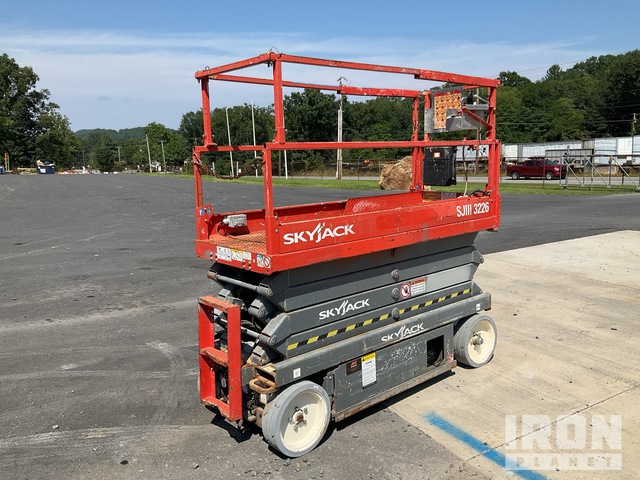 ELEVADOR TIJERA 2014 SKYJACK SJIII3226