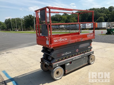 2014 Skyjack SJIII 3226 Electric Scissor Lift