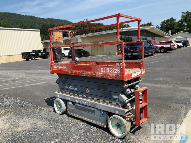 ELEVADOR TIJERA 2014 SKYJACK SJIII3226