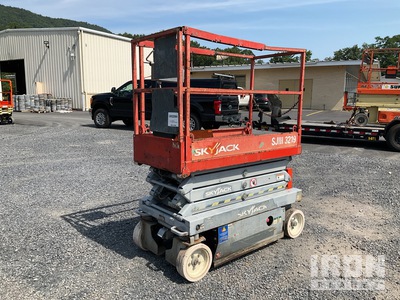2014 Skyjack SJIII 3219 Electric Scissor Lift