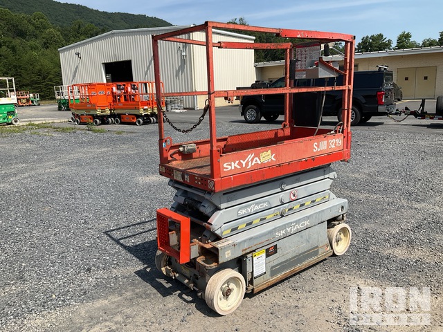 ELEVADOR TIJERA 2014 SKYJACK SJIII3219