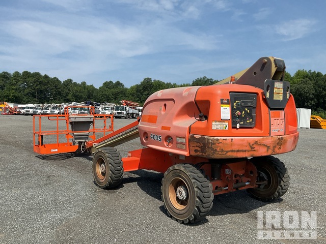 ELEVADOR TELESCóPICO 2013 JLG 4WD 400S