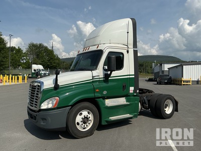 2015 Freightliner Cascadia 125 4x2 Tracteur Routier
