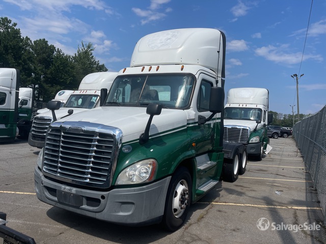CAMIóN 2016 FREIGHTLINER
