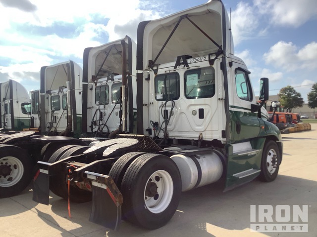 CAMIóN 2016 FREIGHTLINER
