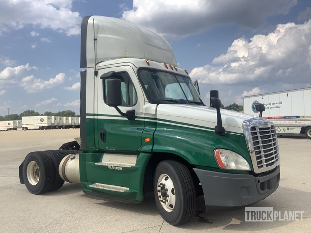 CAMIóN 2016 FREIGHTLINER