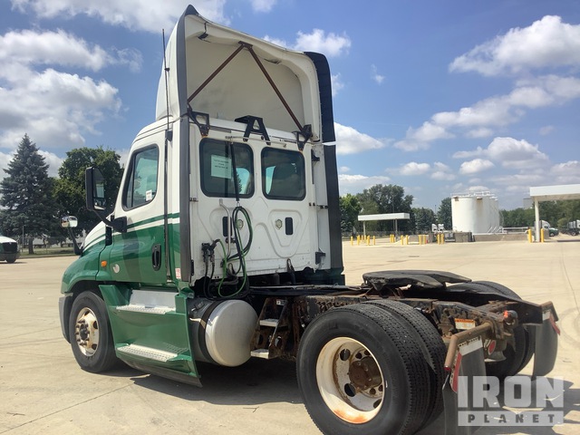 CAMIóN 2016 FREIGHTLINER